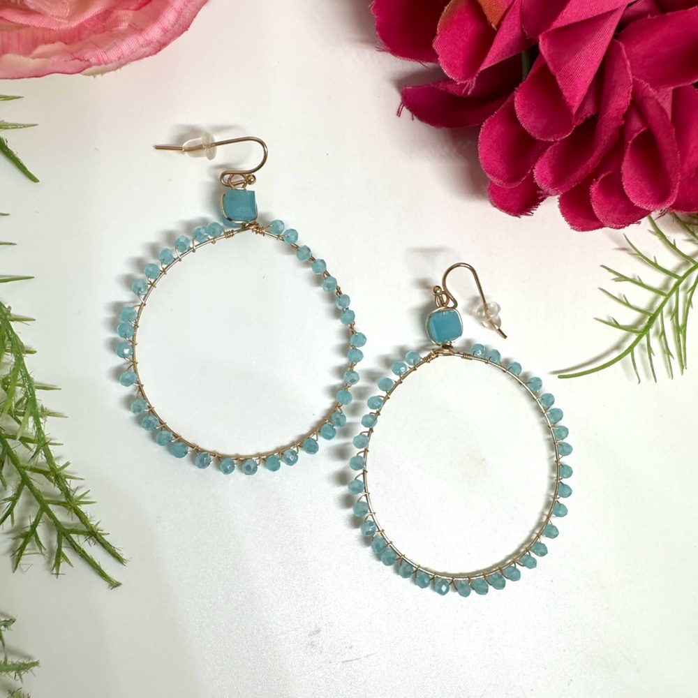 NEW⚜️Aqua Beaded Glass Handmade Hoop Earrings - Picture 2 of 7